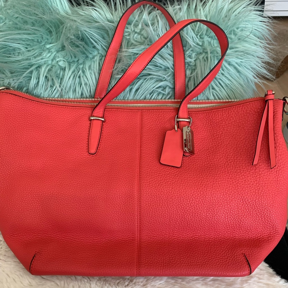 Coach Bleecker Handbag Pebbled Pink Red Leather Satchel 27930 in New condition